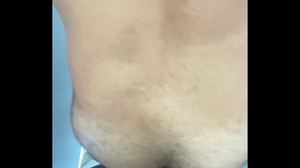 H&Eacute;TERO CASADO FODENDO O CU DO VENDEDOR GAY NO ESTOQUE DA LOJA  