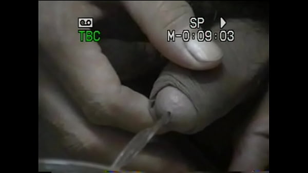 Trai thẳng đ&aacute;i v&ocirc; ly