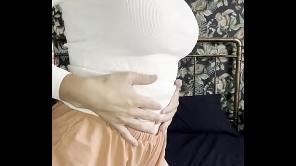 can you tell I'm not wearing a bra?  