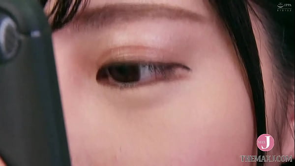 HOT Japanese chick watches a video that makes her horny as fuck! [AGAV007]