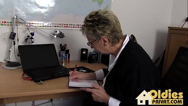 German oldie with two guyes