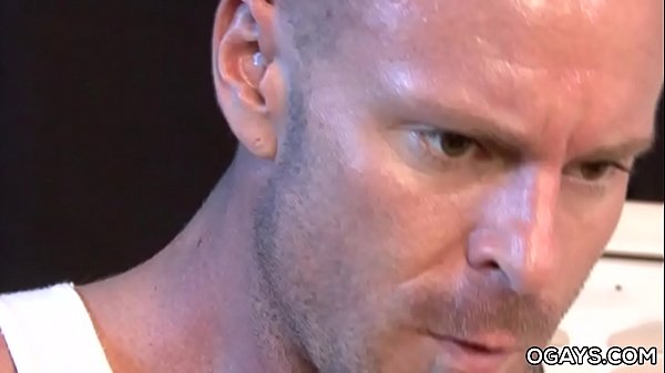 Muscular Mitch fapping