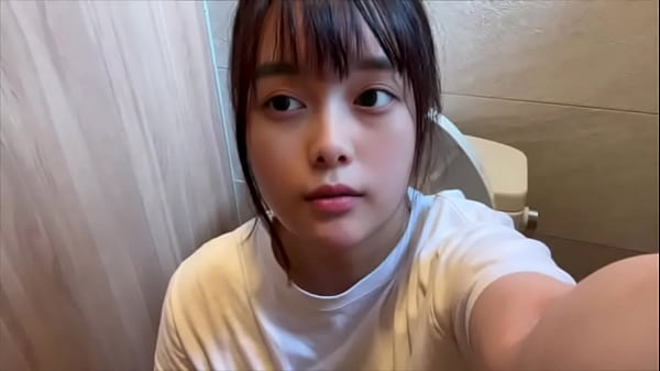 【ト◯レオナニー】もうまんこがくちゅくちゅになるくらいオナニーしてしまいました&hellip;。今日も沢山潮でちゃったな。