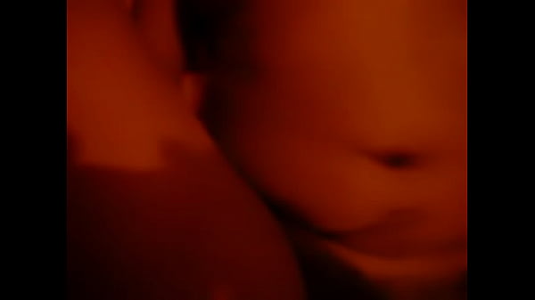 en el telo con una norte&ntilde;ita