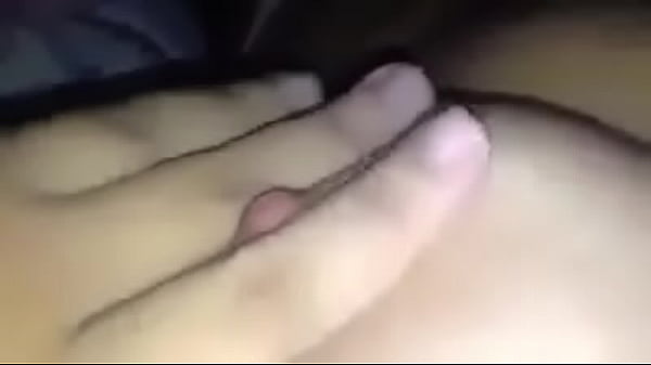 nena rica se saca cabadura del vicho