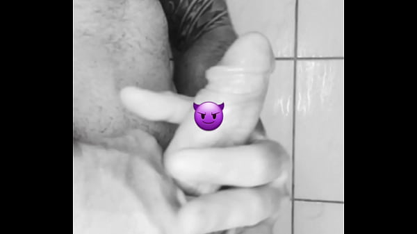 Gozando bem gostoso muito leite 