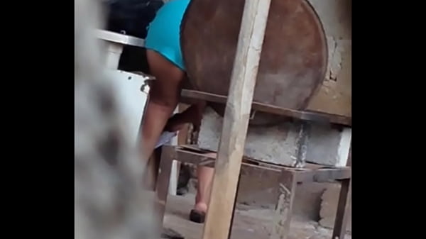 Mi vecina buenota y con un culo grande