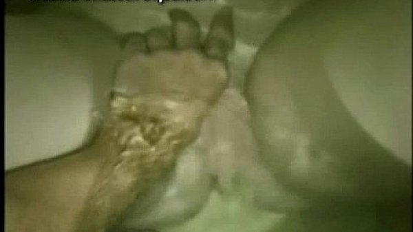 amateur girl fingering herself in a bathtube  