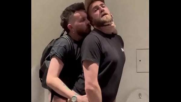 Public bareback balls deep fucking with LDNcruisingboy.  He pounded me so good & proper loaded my ass. Love how cl...