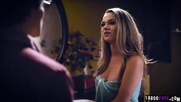 Stepsis Athena aggressively seduces her stepbro and grabs his cock to give him a hot blowjob  