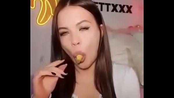 That&rsquo;s the guy to suck banana in Tikizia  