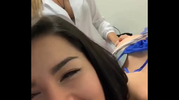 Mostrando el culo Katalina Insta  