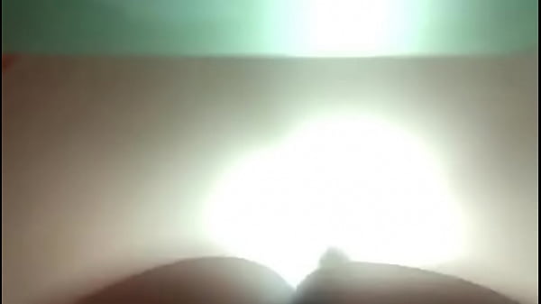 Buenisimo cuerpo  acariciandose a la web Cam