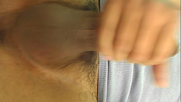 Ense&ntilde;ando verga grande frente a c&aacute;mara