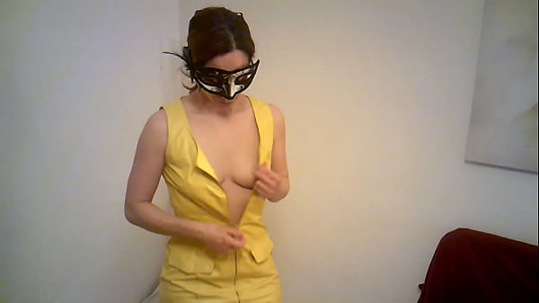 fingers inside ass  yellow shoes dress anna varentino