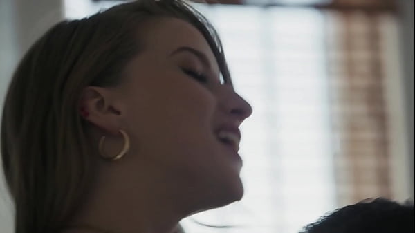 I'm Engaged Now... This Should NOT be Happening ?