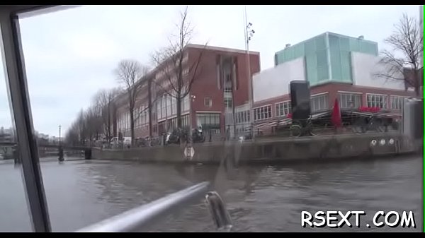 Dude gets his dong sucked