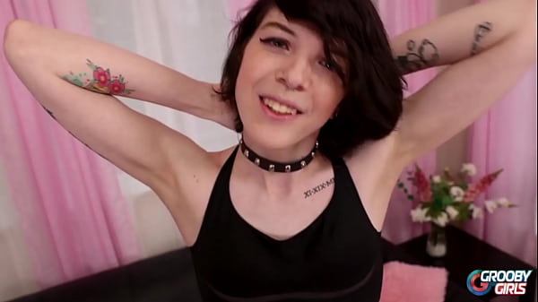 GROOBYGIRLS: Gorgeous young tranny with pierced nipples and tattoos masturbates with sex toy and plays with her feet.  