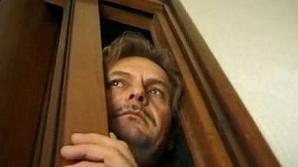 blonde laura conti gets a funny threesome