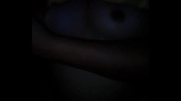 Que rico le beso sus pechos