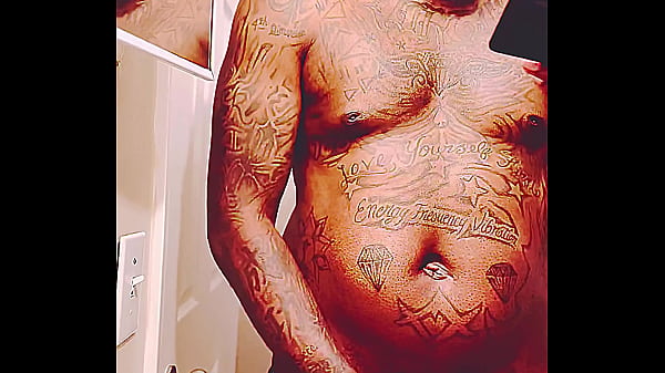 Open wide, catch it for me