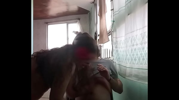 prima follada en la silla