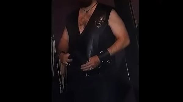 Quiero que te hagas un FIST. - Audio