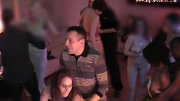 Spy cam at french private party! Camera espion en soiree privee.  