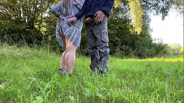 Sexy MILF hot pussy and load