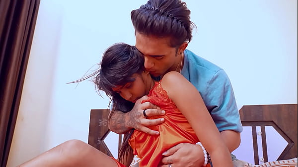 Desi girlfriend enjoyed hardcore sex from her ex- boyfriend