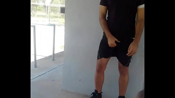 cruising masturbaci&oacute;n al aire libre en maracaibo  