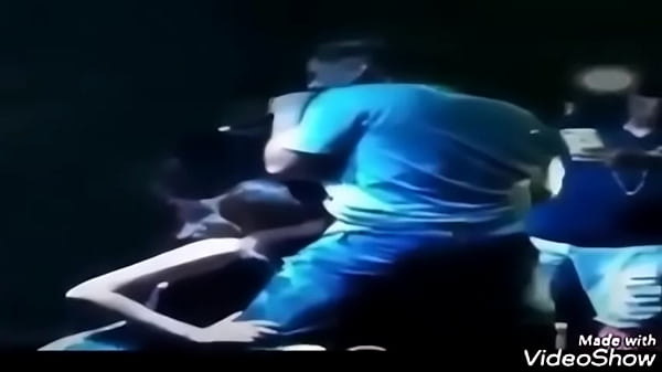 Novinha Chupando Tudo Encima Do Palco