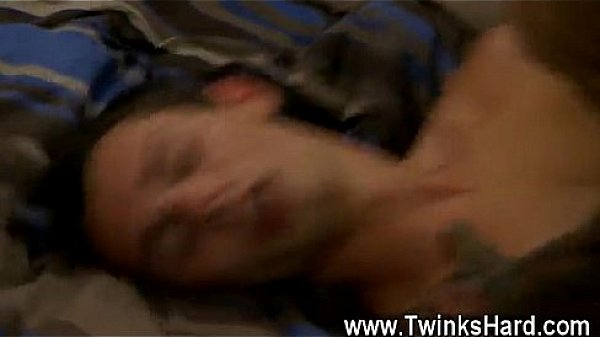 Gay fuck Alexsander embarks by Jacobey's head down on his  