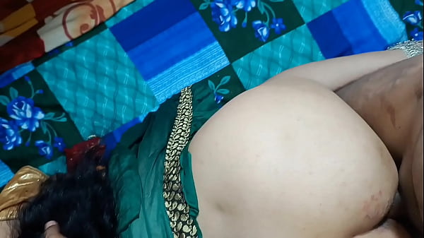 मुंह में दे दिया ससुर बहू साफ हिंदी आबाज गंदी बातें