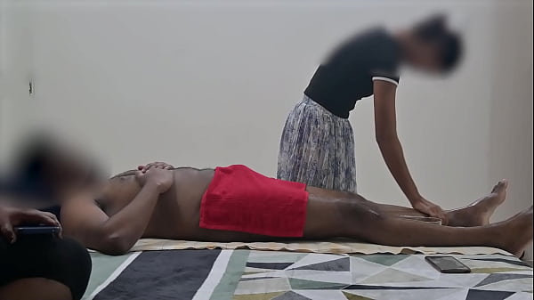 spa sexy girl massaging