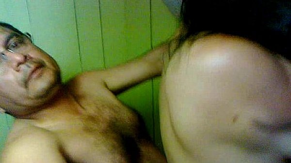 Tirandome a una tia parte 3 - dandole duro!!