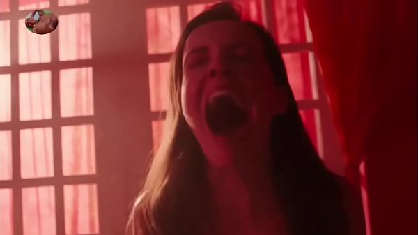 Comendo cuzinho da morena