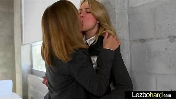 (Cali Sparks & Kelly Greene) Teen Lesbo Girls In Sex Tape vid-06