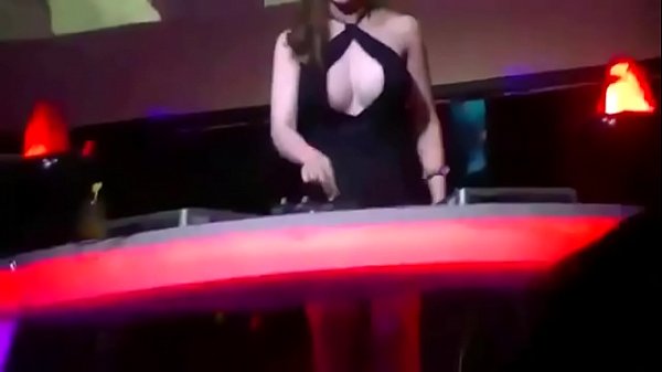 DJ Candy Ha Sexy Quẩy - Nonstop Nhạc S&agrave;n Cực Mạnh 2015 Remix