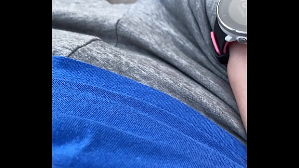 Poser sur la terrasse bisous mes amours  