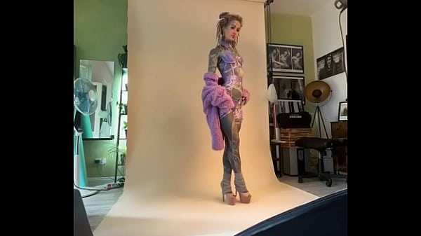 Photoshoot with 1 million pictures! How many shots does it take to get the perfect one?#EndlessShots #Photoshoot...