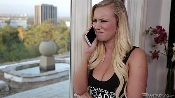 Cheerleader have lesbian sex 