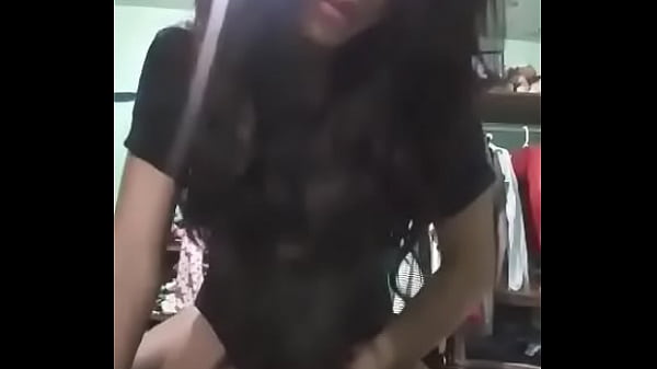 Trans masturb&aacute;ndose en web cam