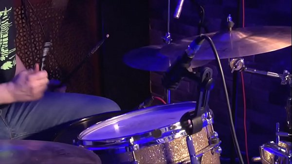 Не Надо - Пушечное Мясо (Non Est - Food For The Gun)