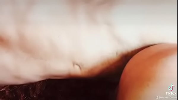 Follando a mi mejor amigo 