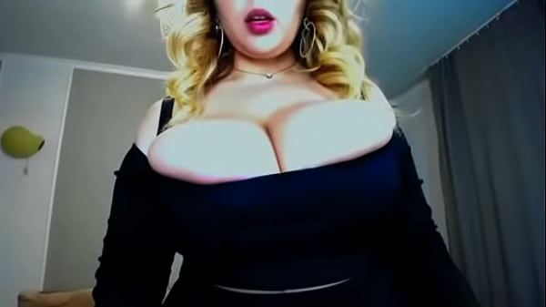busty latina webcam 