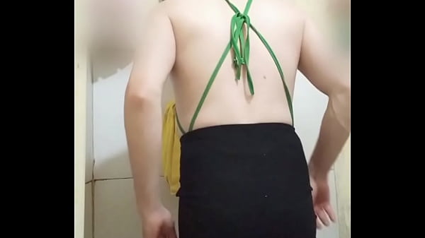 Bikini melancia e minisaia 