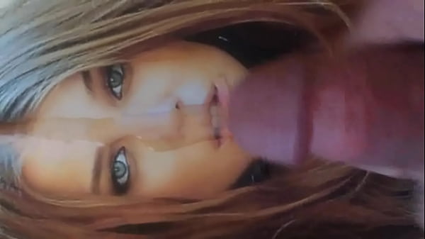 I love to masturbate on this hot face many times a day!