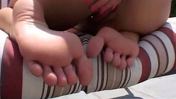 Brianna Love Barefoot Confidential  