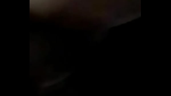 Lorinha da buceta rosa fazendo um remix